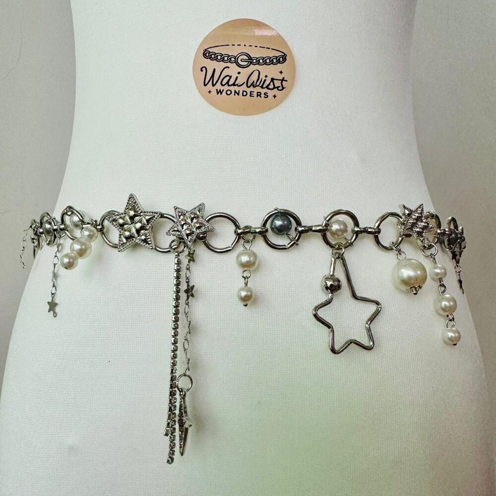 Y2K Silver star and pearl belt with a boho vibe